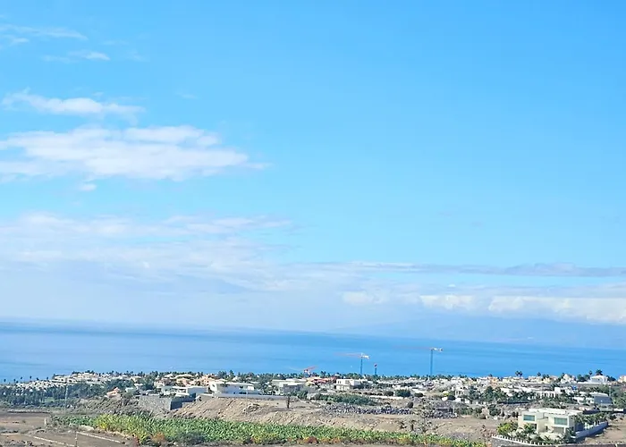 New Luxury Relaxing Holidays Golf & Sun, Costa Adeje, Tenerife 阿德耶